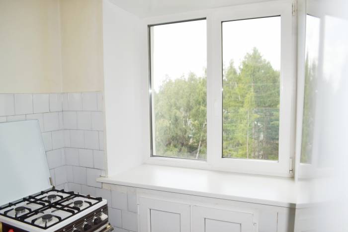 Продам двухкомнатную квартиру в Омске. Энергетиков 63 в., фотография 6