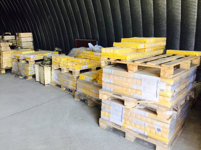  электроды, болты, гайки, паронит, шнур, набивка, затвор, кран, задвижка, фотография 1