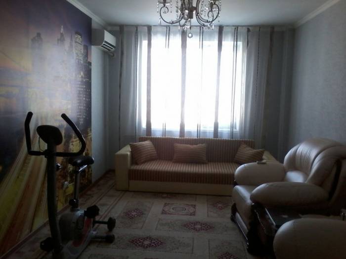 Продам  2 комн  кв  ул пл , 12 мкр, фотография 1