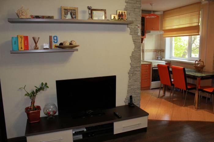 ПРОДАМ 2-УХ КОМНАТНУЮ КВАРТИРУ, ЮГО-ВОСТОК, ГАПЕЕВА 27, фотография 3