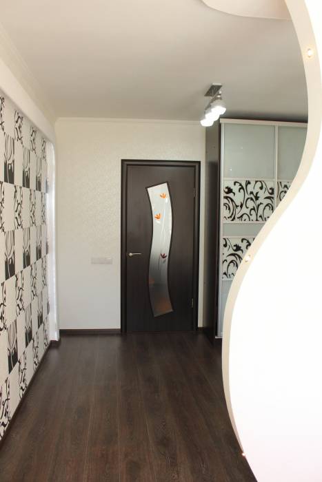 ПРОДАМ 2-УХ КОМНАТНУЮ КВАРТИРУ, ЮГО-ВОСТОК, ГАПЕЕВА 27, фотография 8