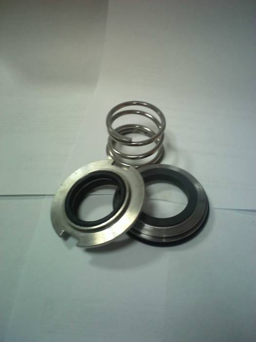 Сальники водяных насосов дизелей Д49, 14Д40, 211Д итд, фотография 1