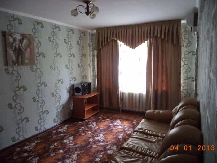 Сдаю квартиру посуточно!!!, Привокзальный мкр 3 дом 20 кв 52, фотография 1