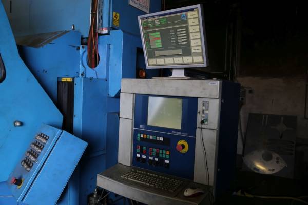 Б/у станок лазерной резки PRIMA INDUSTRIE с ЧПУ, фотография 2
