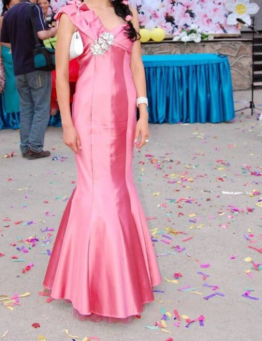 Платья на выпускной, вечернее платье, фотография 3