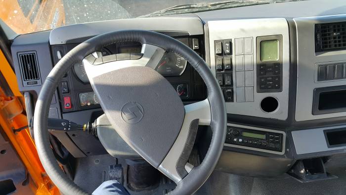 Самосвал SHACMAN 6х4, фотография 2