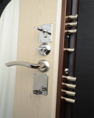 замена стекла.ремонт замков.врезка установка дополнительного механизма, фотография 3