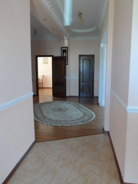 Продам коттедж 2 х уровневы, фотография 4