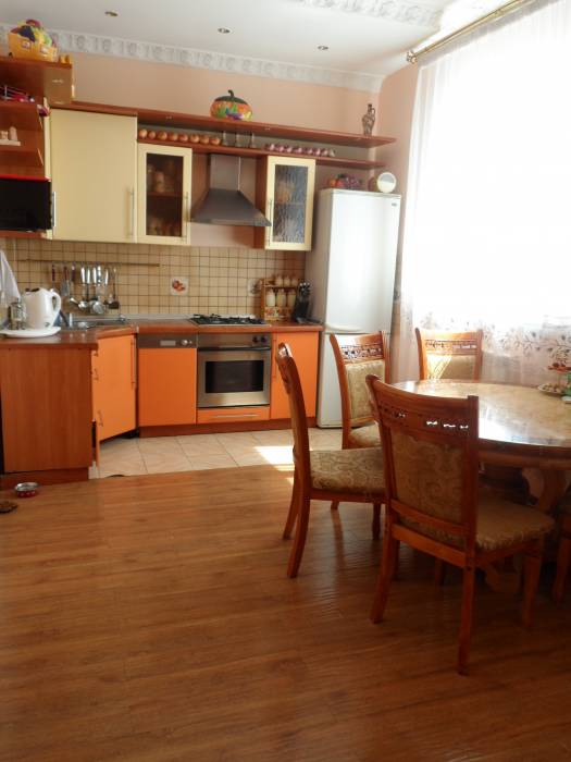 Продам коттедж 2 х уровневы, фотография 7