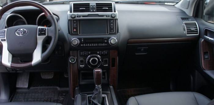 Toyota Land Cruiser Prado турбодизель, 2014г, фотография 7