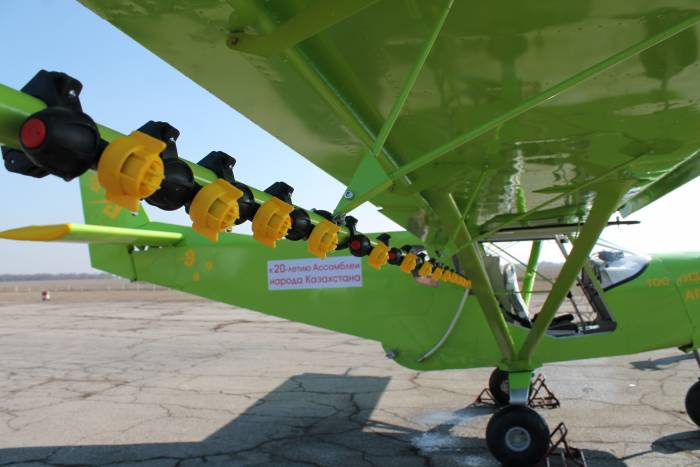 цельнометаллический 4-хместный самолет АРАЙ АГРО для АХР и дальних перелетов, фотография 2