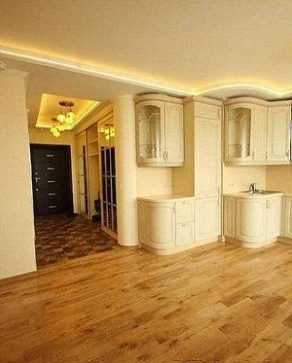 2 комнатная квартира с ремонтом, Иманбаева 7г, фотография 1