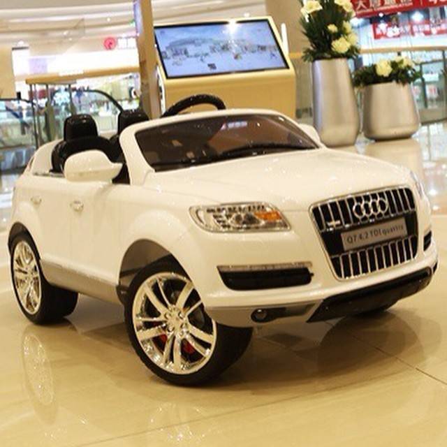 Детский электромобиль Audi Q7, фотография 3