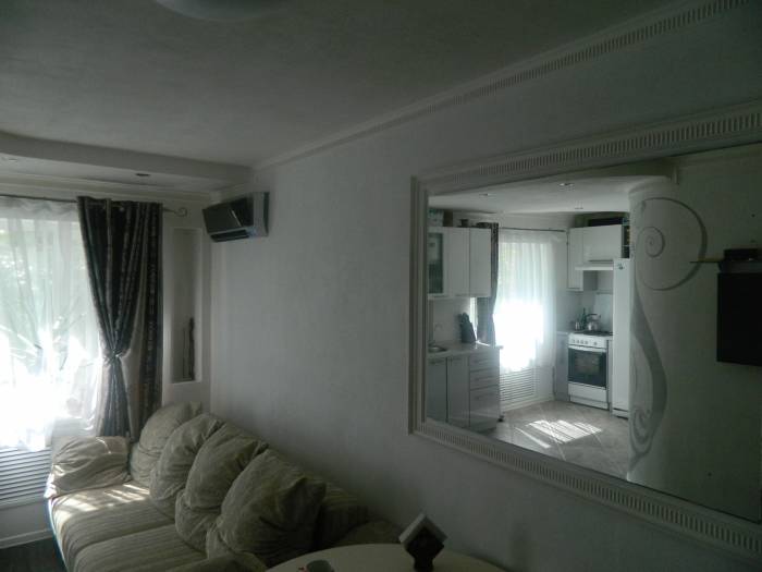 Продам квартиру-студию, пр. Республики, фотография 2