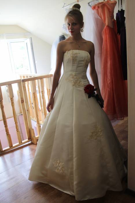 Свадебное платье , фотография 2