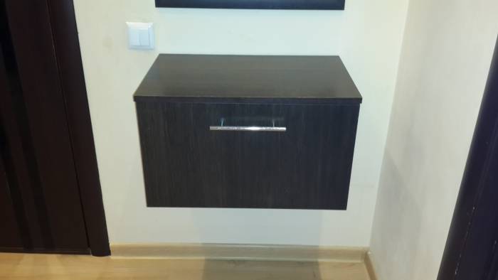 продам тумбу навесную, фотография 1