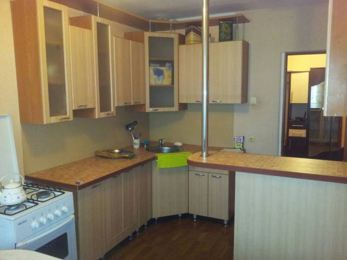 Сдам посуточно и по часам, мкр. 6 д.7. кв.20, фотография 4