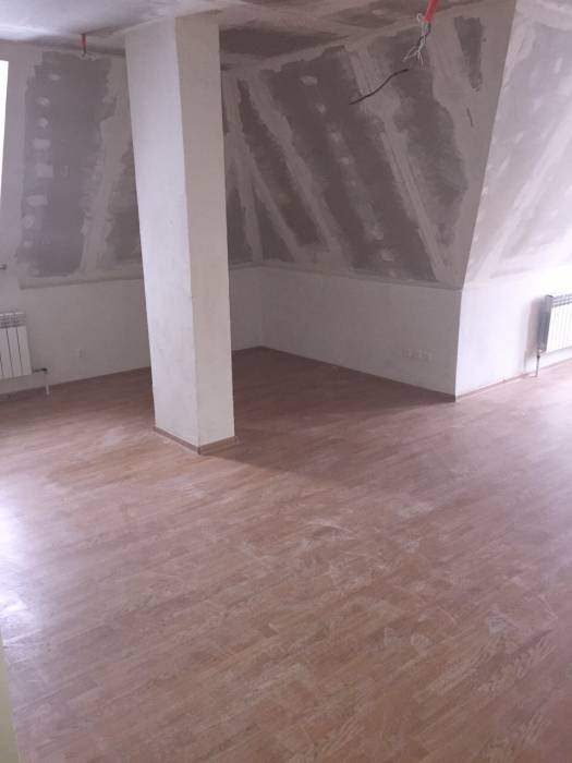 Срочно продам 2х ком квартиру в жк Лондон за 99999 у.е., фотография 1