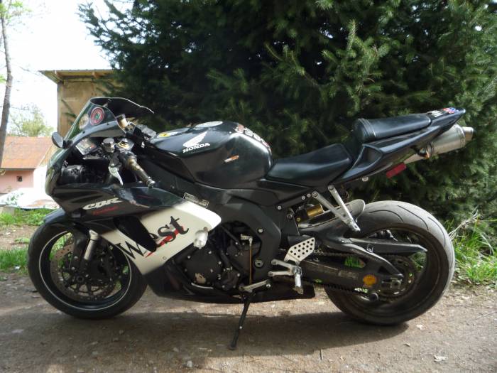 Продам Honda CBR 1000 RR , фотография 1