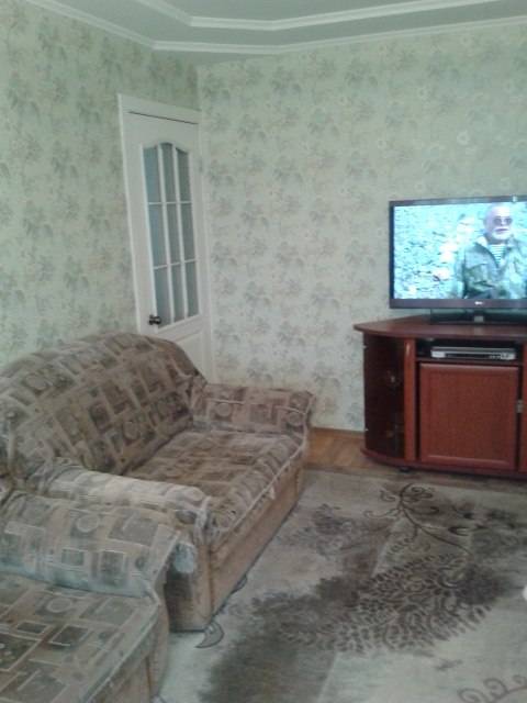 Срочно продам квартиру, 8 мкр, фотография 2