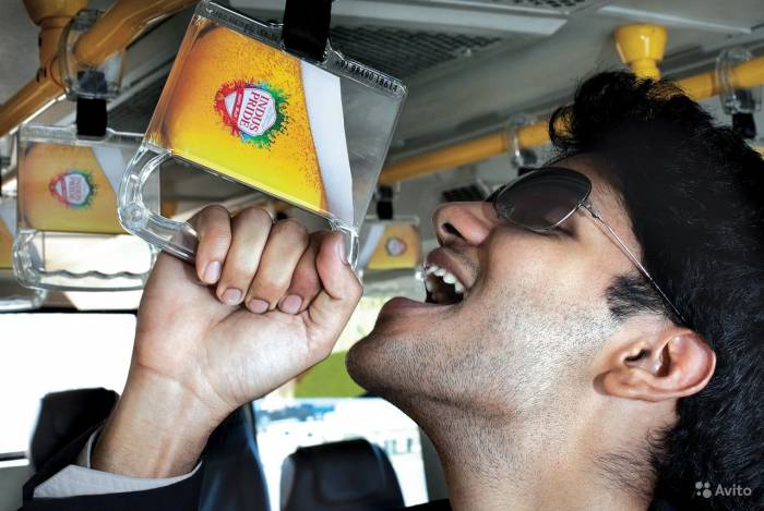 Реклама в общественном транспорте, фотография 1