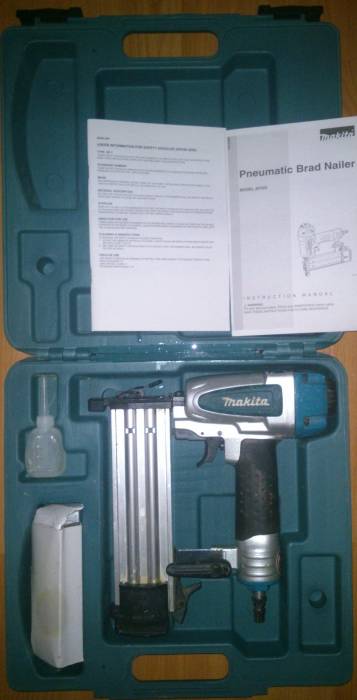 Пневмо гвоздезабиватель Makita, фотография 1
