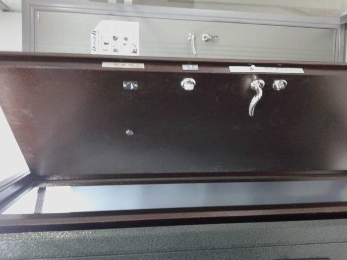 Продам металлические входные двери недорого, фотография 6