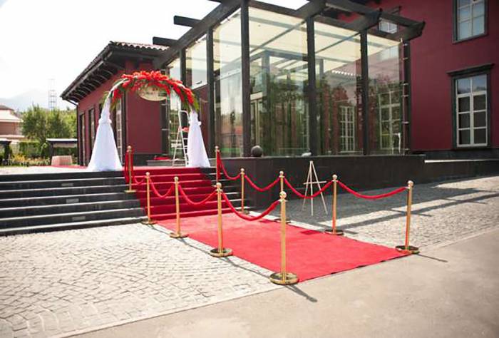 Аренда красной ковровой дорожки, фотография 2