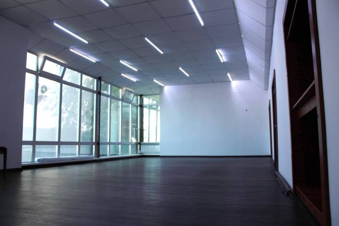 сдаю в аренду помещение в центре города, Карагандинская область, ул. Ленина угол ул. Б. Жирау, фотография 2