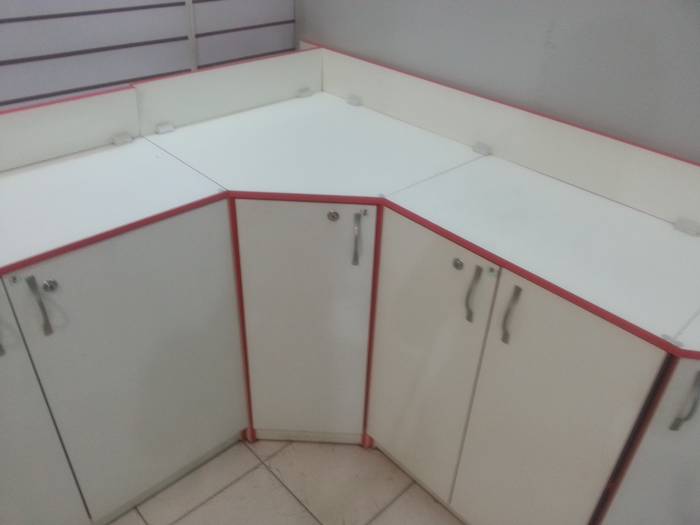 Торговое оборудование для магазина 