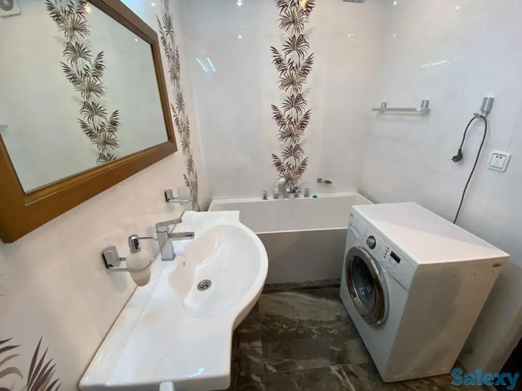 Набережная. 3-х комнатная благоустроенная квартира, фотография 12