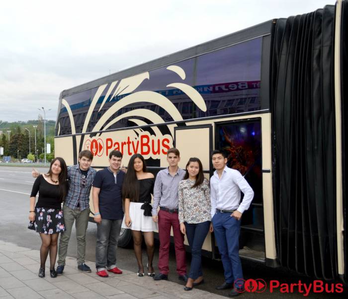 Престижный ночной клуб на колесах PartyBus Almaty набирает команду, фотография 3