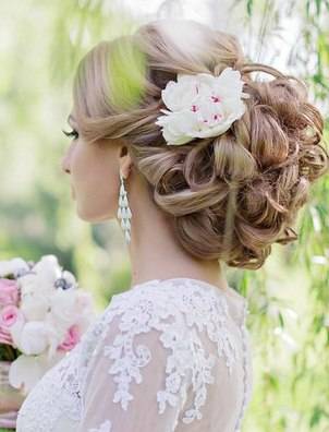 Натуральные и  искусственные волосы на заколках, фотография 1