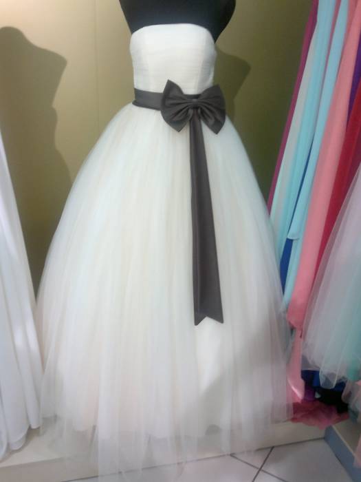 Продам пышное вечернее платье , фотография 4