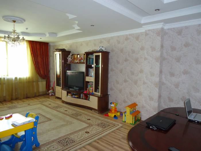 Продам 3-х комнатную квартиру в Алматы СРОЧНО!, фотография 1