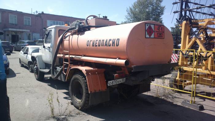 Бензовоз Газ-3307, фотография 2