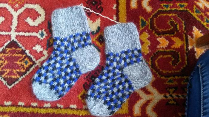 Вязаные шерстяные Носочки, Пинетки, Варежки, фотография 3