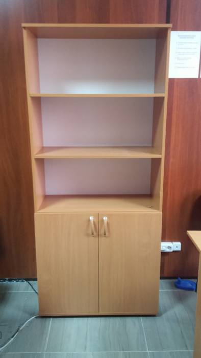 Стулья, столы, шкафы , фотография 1