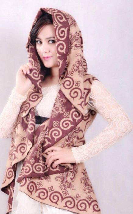 Продаю очень красивые накидки, кашемировое пончо. Скидки 50%., фотография 1