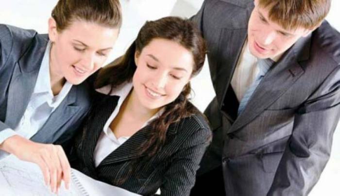 Работа в офысе, фотография 1