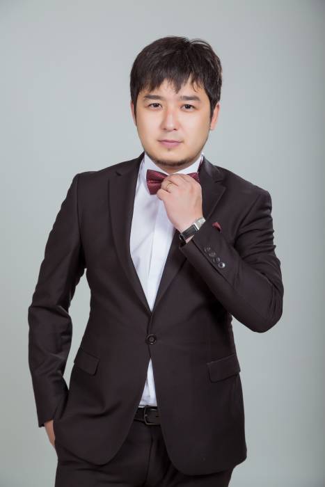 Ведущий Садыков Казбек, фотография 1