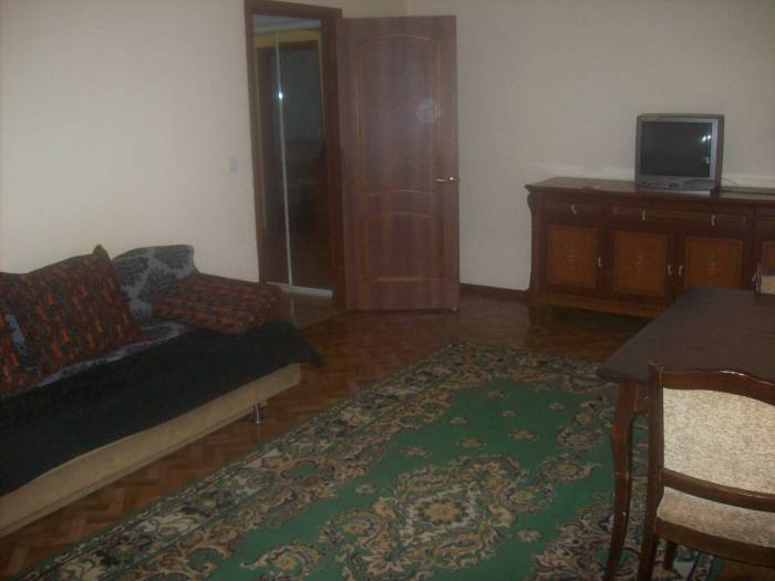 Продается 2х комнатная квартира на Достык 121, Достык121- Погранучилище, фотография 1