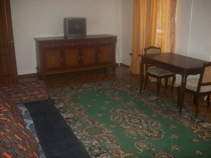 Продается 2х комнатная квартира на Достык 121, Достык121- Погранучилище, фотография 2