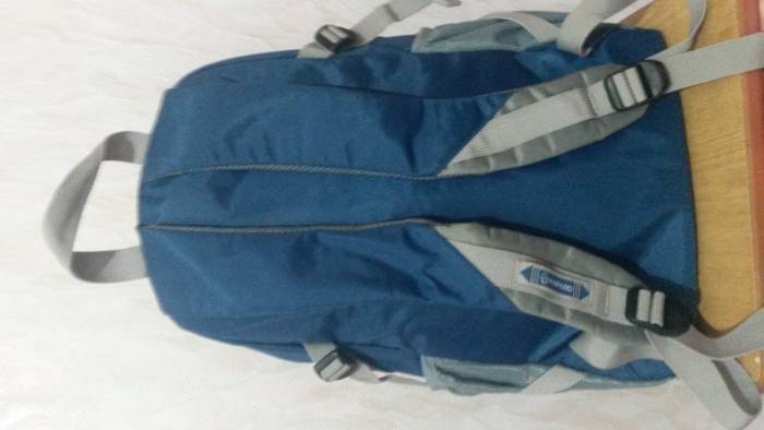 черные туфли для мальчика-800руб,куртка для мальчика 10-13 лет-1000руб,рюкзак для школы-800руб., фотография 1