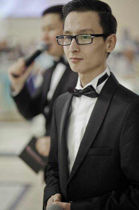 Ведущие Санат и Мейрам, фотография 3