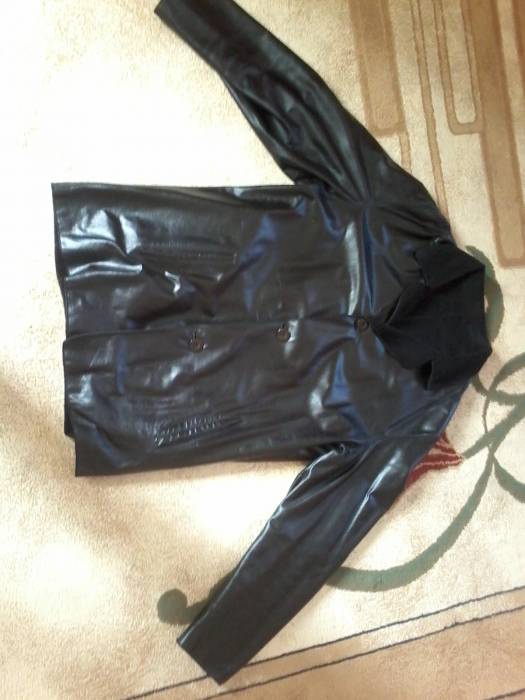 Продам натуральную кожаную куртку, фотография 1