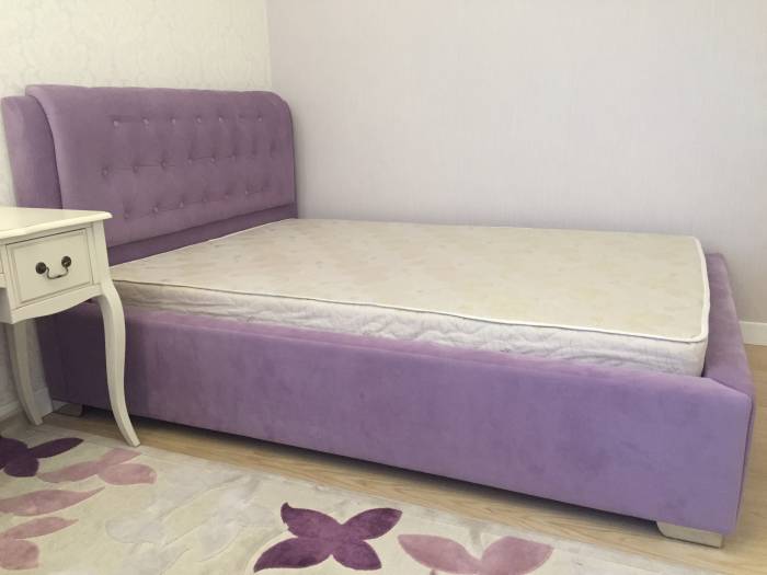 Кровать, фотография 1