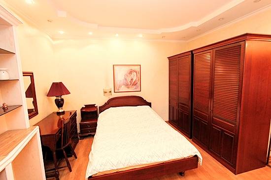 1-комнатная посуточно в центре Алматы, фотография 3