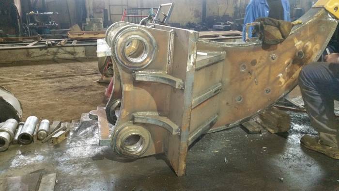 Клык-рыхлитель на Volvo, фотография 1