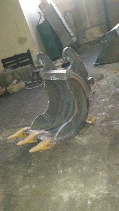 Узкий ковш 600 мм на полноповоротный экскаватор (ковш скальный), фотография 2